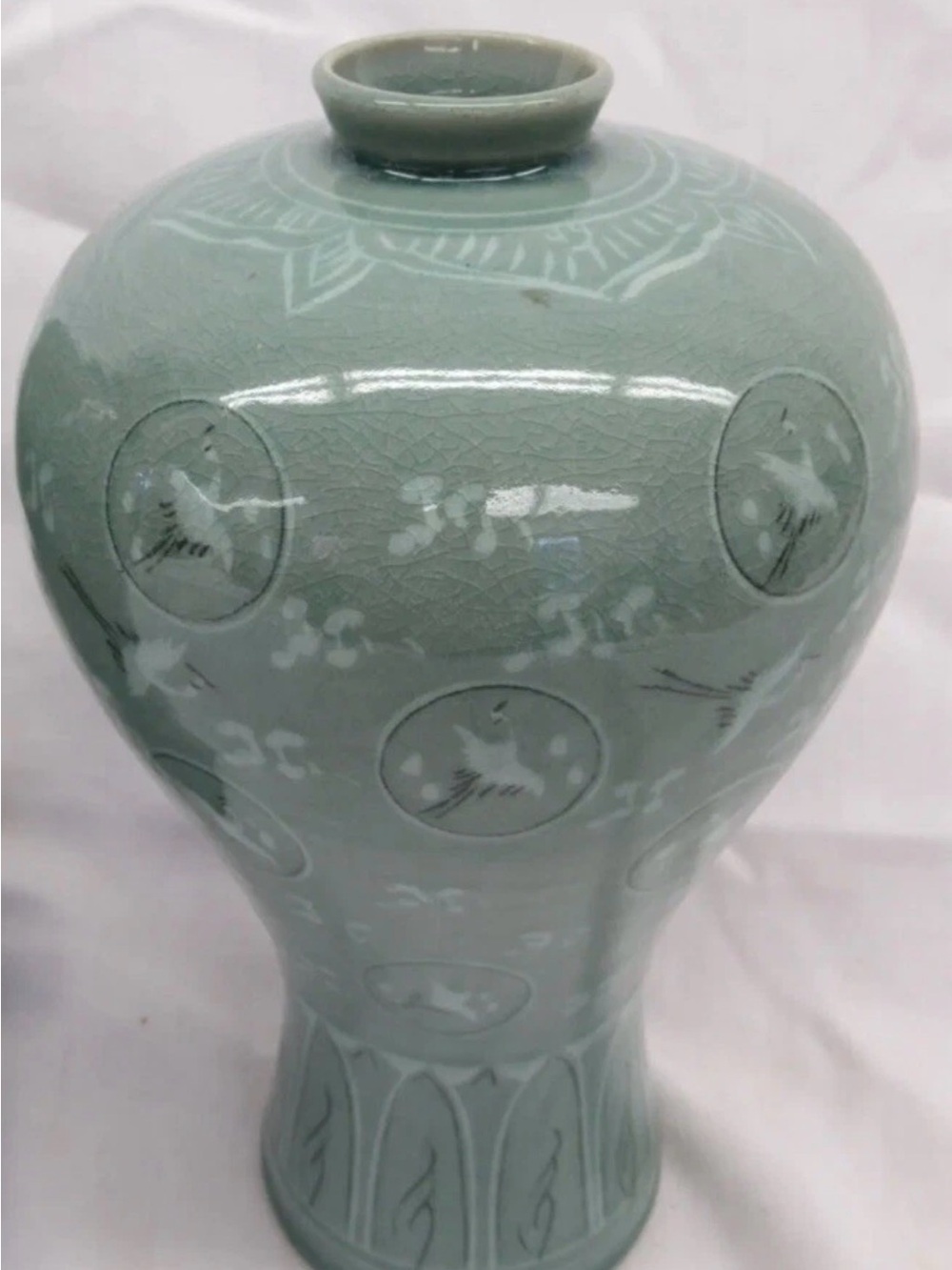 The Celadon Green Porcelain Ceramic Flower Art Pottery Vase by Antique Alive is